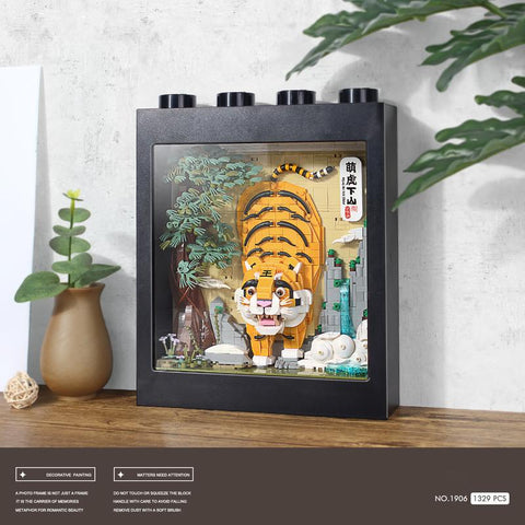 Tiger Goes Down the Mountain | LOZ 1906 Mini Block Pixel Painting Photo Frame Set for Ages 10+